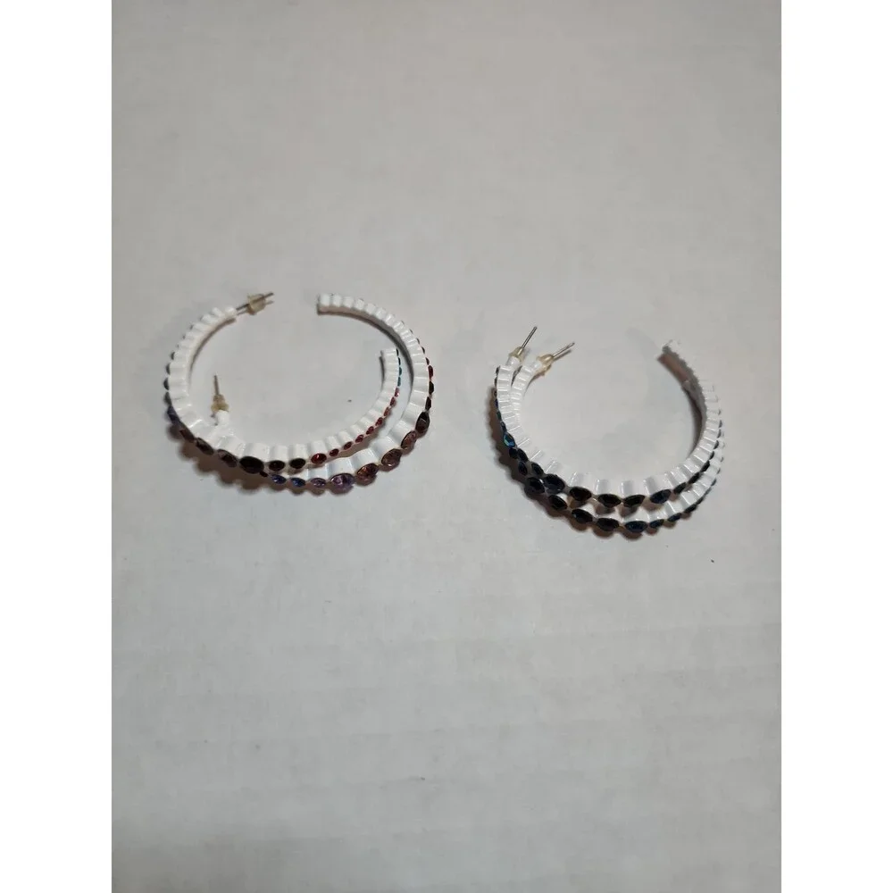 Retro White Enamel Hoop Earrings with Vibrant Blue & Purple Crystals – Set of 2